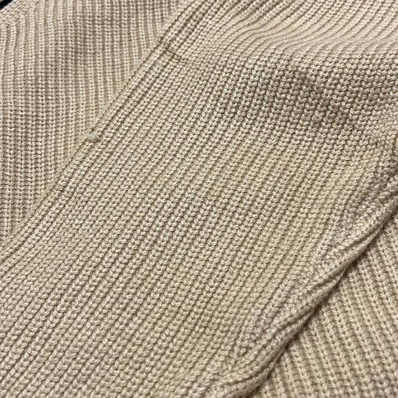 NWT  size Large sweater with vneck and vneck with criss-cross in the back - Picture 2 of 5